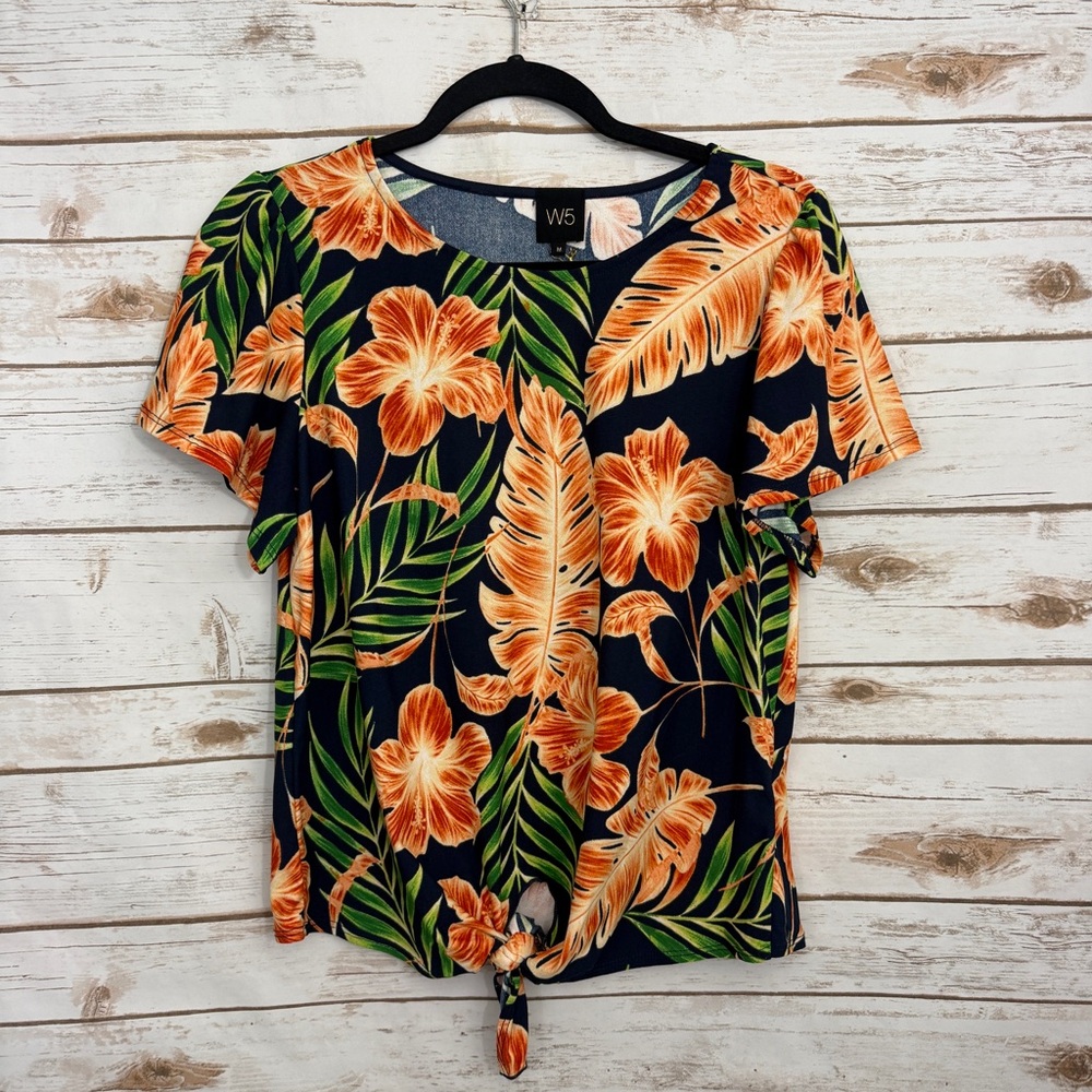 W5 Navy Blue Tropical Floral Short Sleeve Blouse Medium NWT